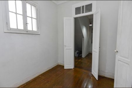 Casa à venda com 154m², 4 quartos e sem vaga Casa à venda com 154m², 4 quartos e sem vagaQuarto 3