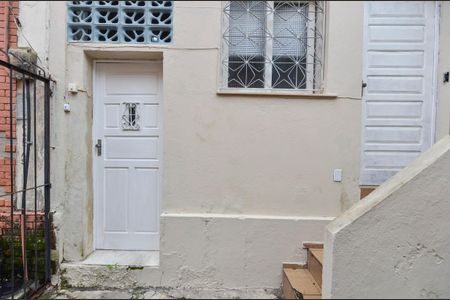 Casa à venda com 154m², 4 quartos e sem vaga Casa à venda com 154m², 4 quartos e sem vagaFachada