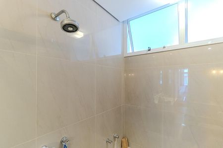 Apartamento à venda com 172m², 3 quartos e 1 vagaBanheiro da Suíte