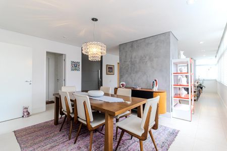 Apartamento à venda com 172m², 3 quartos e 1 vagaSala