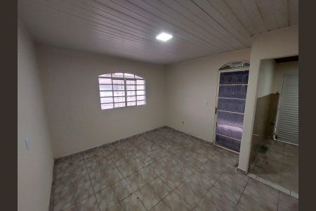 Casa para alugar com 1 quarto, 40m² em Taguatinga, Brasília