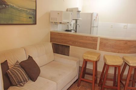 Sala de apartamento para alugar com 1 quarto, 60m² em Gonzaga, Santos