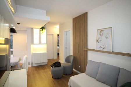 Apartamento à venda com 65m², 2 quartos e 1 vagaSala