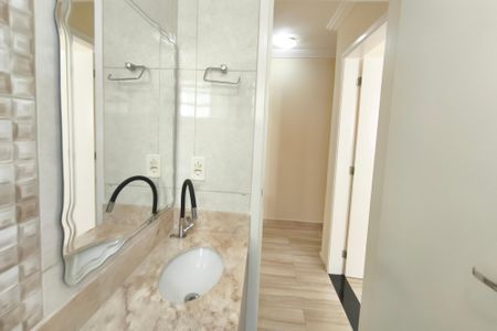 Apartamento à venda com 43m², 2 quartos e 1 vaga Apartamento à venda com 43m², 2 quartos e 1 vagaBanheiro