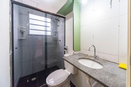 Apartamento para alugar com 48m², 2 quartos e 1 vaga Apartamento para alugar com 48m², 2 quartos e 1 vagaBanheiro