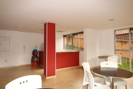 Apartamento para alugar com 45m², 2 quartos e 1 vagaÁrea comum - Salão de festas