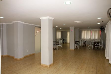 Apartamento para alugar com 45m², 2 quartos e 1 vagaÁrea comum - Salão de festas