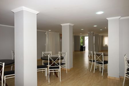 Apartamento para alugar com 45m², 2 quartos e 1 vagaÁrea comum - Salão de festas