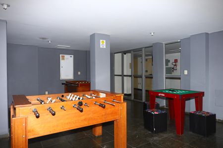 Apartamento para alugar com 45m², 2 quartos e 1 vagaÁrea comum - Sala de jogos
