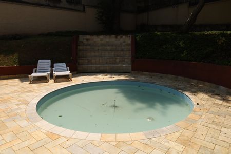 Apartamento para alugar com 45m², 2 quartos e 1 vagaÁrea comum - Piscina