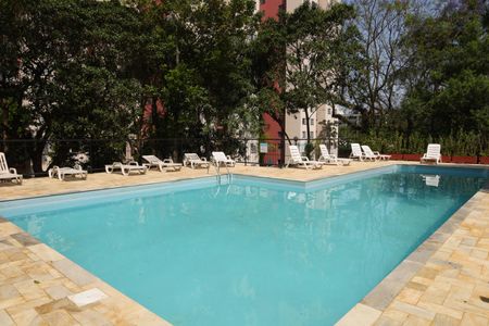 Apartamento para alugar com 45m², 2 quartos e 1 vagaÁrea comum - Piscina