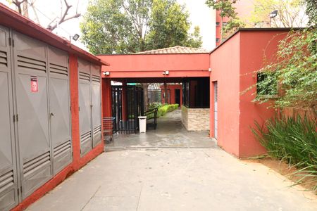 Apartamento para alugar com 45m², 2 quartos e 1 vagaÁrea comum - Portaria