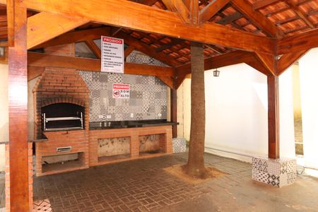 Apartamento para alugar com 45m², 2 quartos e 1 vagaÁrea comum - Churrasqueira