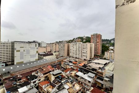 Kitnet/Studio para alugar com 1 quarto, 40m² em Centro, Rio de Janeiro