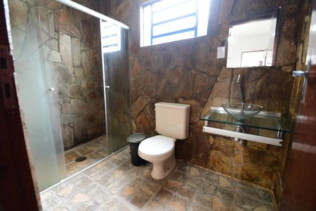 Casa para alugar com 100m², 3 quartos e 2 vagasBanheiro Suíte