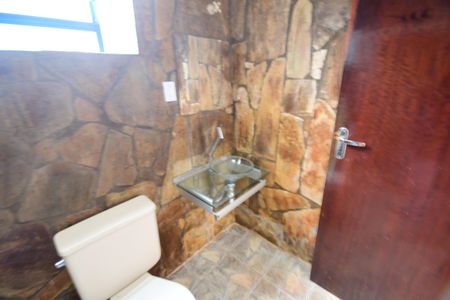 Casa para alugar com 100m², 3 quartos e 2 vagasBanheiro Suíte