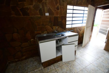 Casa para alugar com 100m², 3 quartos e 2 vagasCozinha