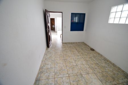 Casa para alugar com 100m², 3 quartos e 2 vagasQuarto 2 - Suíte