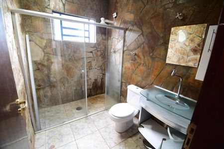 Casa para alugar com 100m², 3 quartos e 2 vagasBanheiro Suíte