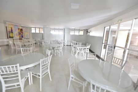 Apartamento para alugar com 84m², 2 quartos e 1 vaga