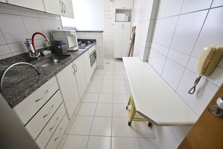Apartamento para alugar com 84m², 2 quartos e 1 vaga