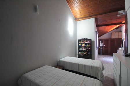 Casa à venda com 406m², 4 quartos e 3 vagasQuarto 1