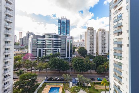 Apartamento à venda com 79m², 3 quartos e 2 vagas Apartamento à venda com 79m², 3 quartos e 2 vagasVista - Varanda