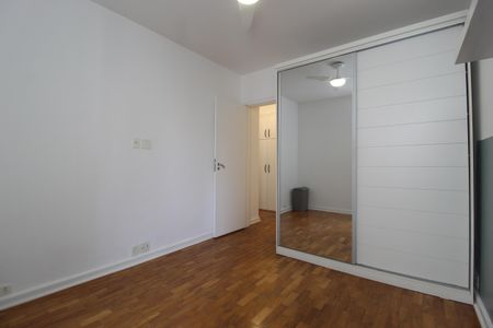 Quarto de apartamento para alugar com 1 quarto, 45m² em Itaim Bibi, São Paulo