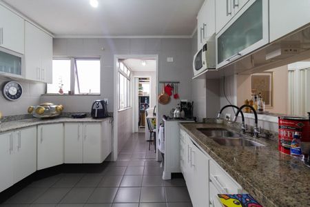 Apartamento para alugar com 75m², 2 quartos e 1 vagaCozinha