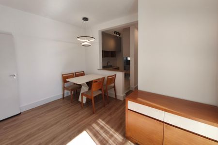 Sala de apartamento para alugar com 2 quartos, 45m² em Jardim Novo Maracana, Campinas
