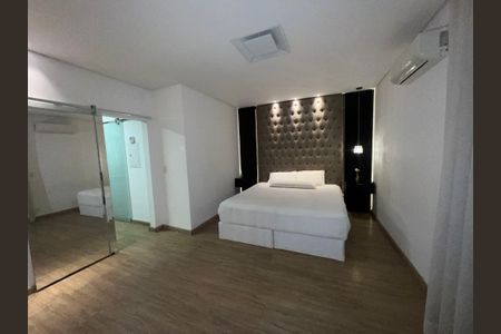 Casa à venda com 314m², 3 quartos e 2 vagas Casa à venda com 314m², 3 quartos e 2 vagasQuarto