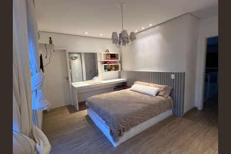 Casa à venda com 314m², 3 quartos e 2 vagas Casa à venda com 314m², 3 quartos e 2 vagasQuarto