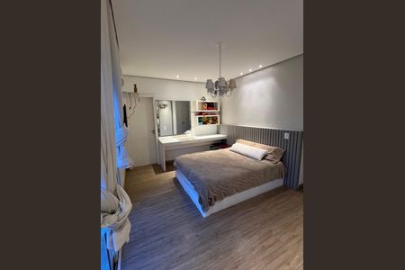 Casa à venda com 314m², 3 quartos e 2 vagas Casa à venda com 314m², 3 quartos e 2 vagasQuarto