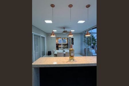 Casa à venda com 314m², 3 quartos e 2 vagas Casa à venda com 314m², 3 quartos e 2 vagasVaranda