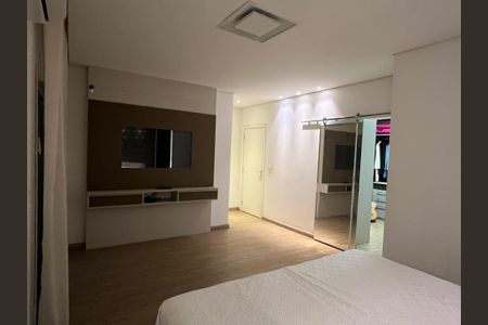 Casa à venda com 314m², 3 quartos e 2 vagas Casa à venda com 314m², 3 quartos e 2 vagasQuarto