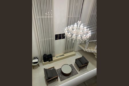 Casa à venda com 314m², 3 quartos e 2 vagas Casa à venda com 314m², 3 quartos e 2 vagasSala