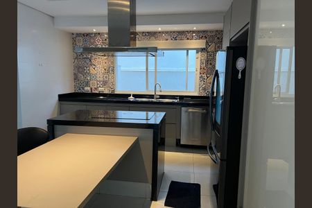 Casa à venda com 314m², 3 quartos e 2 vagas Casa à venda com 314m², 3 quartos e 2 vagasCozinha