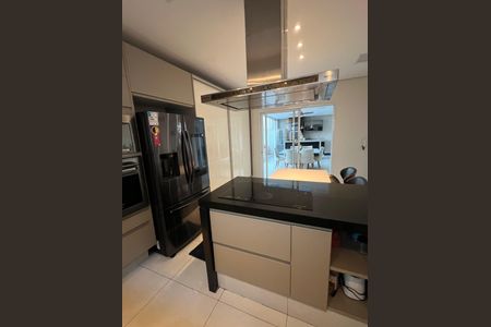 Casa à venda com 314m², 3 quartos e 2 vagas Casa à venda com 314m², 3 quartos e 2 vagasCozinha