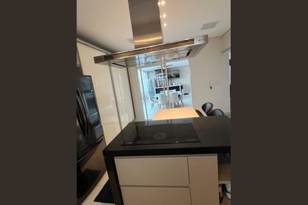 Casa à venda com 314m², 3 quartos e 2 vagas Casa à venda com 314m², 3 quartos e 2 vagasCozinha