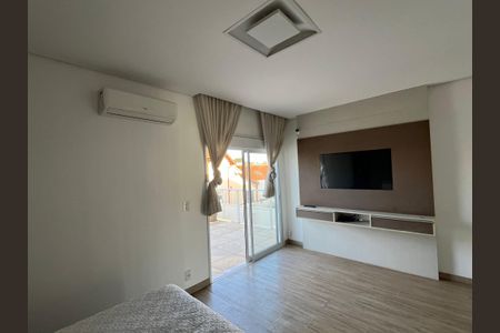 Casa à venda com 314m², 3 quartos e 2 vagas Casa à venda com 314m², 3 quartos e 2 vagasQuarto