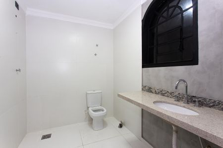 Casa à venda com 216m², 3 quartos e 2 vagasLavabo