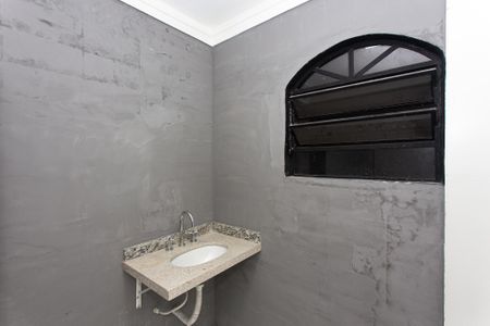 Casa à venda com 216m², 3 quartos e 2 vagasBanheiro social