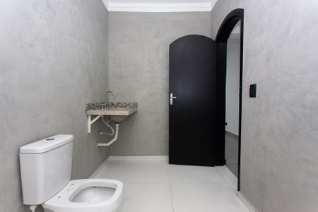 Casa à venda com 216m², 3 quartos e 2 vagasBanheiro da Suíte
