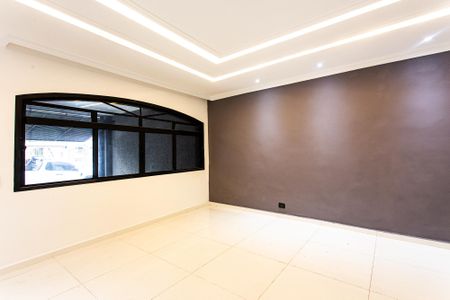 Casa à venda com 216m², 3 quartos e 2 vagasSala