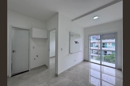 Apartamento à venda com 38m², 1 quarto e sem vaga Apartamento à venda com 38m², 1 quarto e sem vagaSala