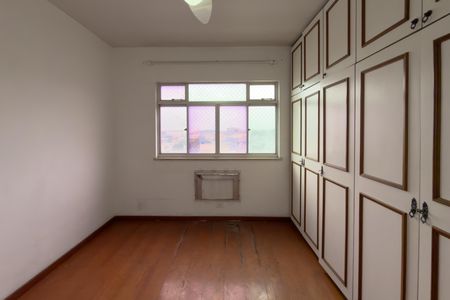 Apartamento à venda com 130m², 4 quartos e 2 vagasQuarto 2