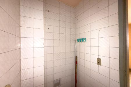 Apartamento à venda com 130m², 4 quartos e 2 vagasBanheiro de serviço