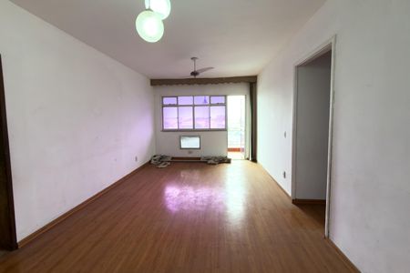 Sala de apartamento à venda com 4 quartos, 130m² em Penha Circular, Rio de Janeiro