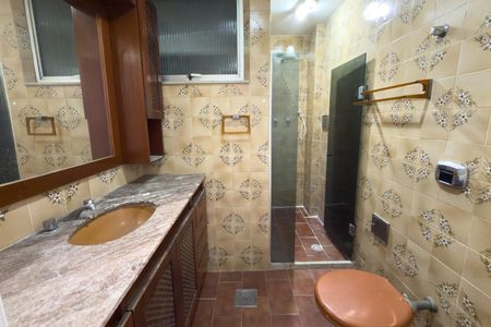 Apartamento à venda com 130m², 4 quartos e 2 vagasBanheiro