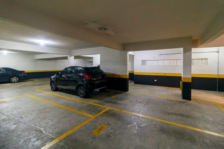 Apartamento à venda com 152m², 3 quartos e 3 vagas Apartamento à venda com 152m², 3 quartos e 3 vagasGaragem